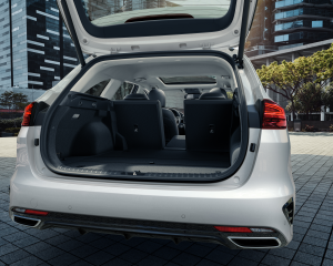 kia_ceed_sw_phev_my20_trunk_40_20_40_split_16022_94880