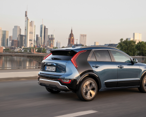 kia_Dynamiczne_PHEV_(10)