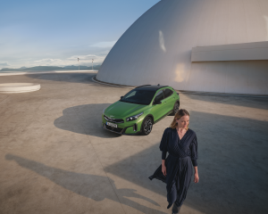 Topshot,_Static_with_Talent