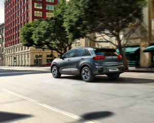 kia_niro_ev_my20_3_4_rear_driving_16049_94997