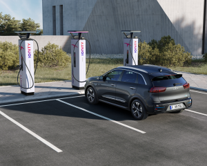 194791-ionity_niro_300_rgb