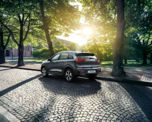 kia_niro_ev_my20_3_4_rear_parking_15496_94566